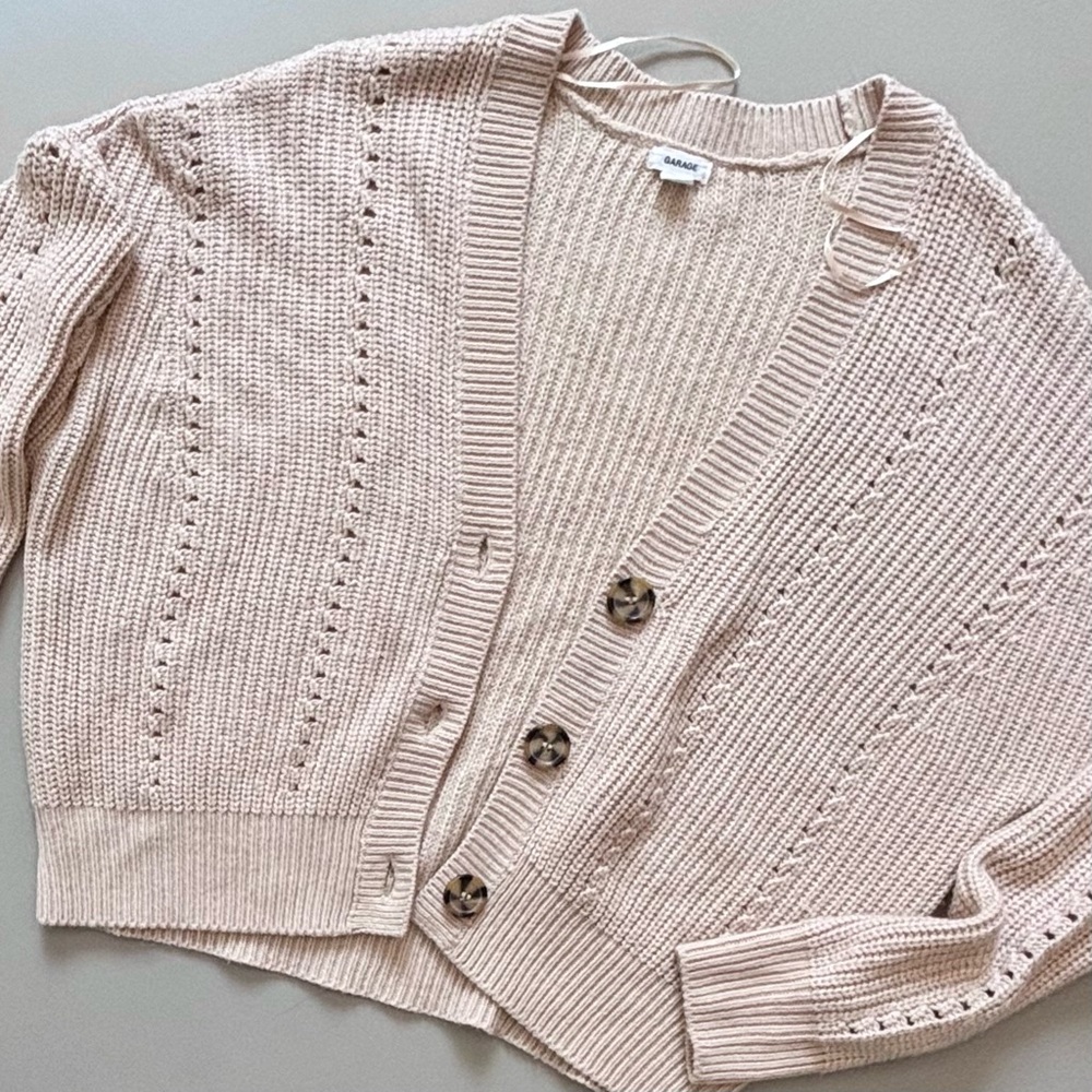 GARAGE Slouchy Bodice Novelty Knit Dolman Sleeve Button Front Cropped Cardigan